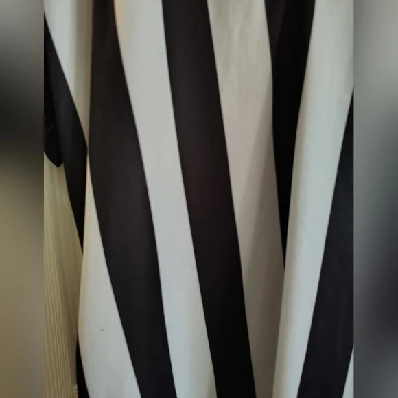 Mens Medium Crown Partial Zip Ref Jersey- Be Game ready! - Picture 5 of 6